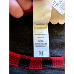 Boutique Country Christmas Truck Barn Holiday Graphic Raglan Tshirt Medium NEW Gray Photo 5