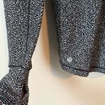 Lululemon • PULL OVER Photo 4