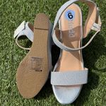 Mudd Silver Crystal Wedges Sz(9) Photo 3