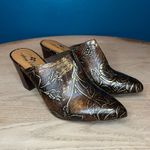 Patricia Nash  Ruffina Leather Embossed Block Heel Mules Chocolate Brown Size 7.5 Photo 0