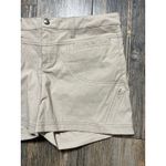 Athleta  Women's Khaki Cargo Shorts Size 12 Zip Pocket‎ Casual Outdoor 5" inseam Photo 2