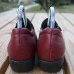 Munro Women's  Burgundy Wedge Shoe Sz 8 Photo 7