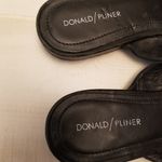 Donald Pliner {9.5} Donald Plainer SYLVI Horsebit Mules Black Photo 5