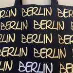 Berlin black and gold tote bag Photo 2