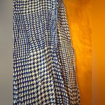 Talbots  Geometric Abstract All-Over Print 100% Modal Lightweight Blue White NWT Photo 11