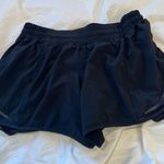 Lululemon Hotty Hot Short 2.5” Photo 0