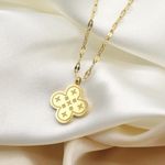Engraved Clovers Pendant Necklace Gold Photo 0