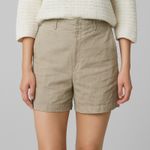 Hunter  Vintage Tan Khaki High Rise Pleated Shorts Womens 6 Photo 1