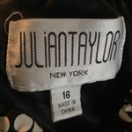 Julian Taylor  Sundress Photo 2