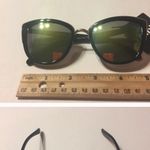 Cotton On - New Rubi sunglasses by Gigi cat eye styles Photo 3