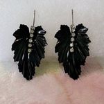 vintage Black elegant dangling leaf earrings w/ diamond strip Photo 4
