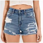 American Eagle  Comfort Stretch Waistband‎ Mom Short Destroyed Denim Size 6 Photo 0