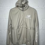 New Balance Women's Cream Hooded Running Windbreaker Jacket with Pocket Size XL Photo 0