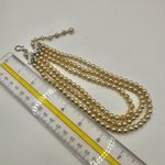 Faux pearl triple strand vintage necklace Photo 4