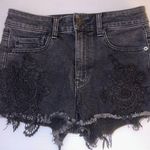 American Eagle Black Super Super Stretch Denim Short w/embroidered appliqué SZ 4 Photo 0