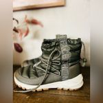 The North Face  
ThermoBall Lace-Up WP Boots - Women's size 7 Photo 10