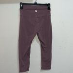 Buffbunny  Cropped Leggings Photo 1