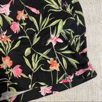 Gap Khakis by City 3 Inch Black Floral Shorts Photo 5