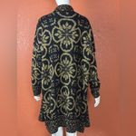 Distinctly Different Vintage Elegant Black and Gold Women's Sweater Size 47 Photo 1