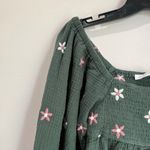 Altar'd State  Olivia Embroidered Babydoll Green Cotton Gauzey Blouse Sz XS Photo 3