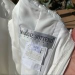 Maggie Sottero Chesney Lace Trumpet Wedding Dress Size 6 White Photo 6