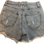 Celebrity Pink Denim Shorts Distressed Frayed‎ Raw Hem Size 7/28 Edgy Streetwear Indie Boho Y2K Photo 1