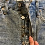 AGOLDE  90s Distressed Jeans Photo 3