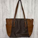 Michael Kors Womens Signature Handbag EUC Photo 1