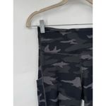 Athleta  Ultimate Camo 7/8 Length Workout Gym Tight Leggings- Women's Small Photo 6