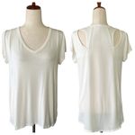 cha cha vente Cap Sleeve Knotched out Back T-shirt Photo 1