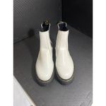 Dr. Martens  2976 Quad Womens Size 6 Chelsea Boots White Smooth Leather Pull On Photo 1
