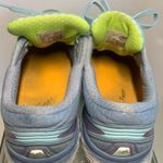 New Balance  Fresh Foam 1080 Women Running Athletic Size 9.5 Sneakers.      2017 Photo 4