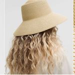 Lululemon NWT Women's Paper Straw Removable Sweatband Hat/Butter Cream M/L Photo 1