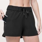 Lululemon • On The Fly Short *Woven *2.5" black drawstring pull-on travel Photo 0