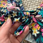 Island Soul Feminine Floral Bikini Top Size L Photo 1