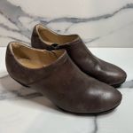 Ecco  Womens Brown Distressed Ankle Zip Comfort Booties Sz 37 Sz 6 Side Zip Boots Photo 0
