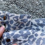 Cynthia Rowley snow leopard 3” linen shorts chic classic summer vacation Photo 7