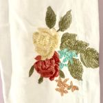 ZARA  Mid-Rise White Floral Embroidered Jeans Sz 4 Photo 2