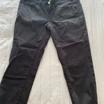 American Eagle Capris Photo 0