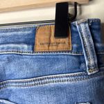American Eagle  Women's 5.5" Distressed‎ Eyelet Pockets Denim Shorts Size 6 Photo 3