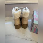 Jellypop Women's Cream Fur-Lined Boots Photo 7
