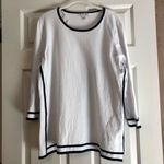 Allison Daley  Women’s White Sweater Black Outline XL Photo 1