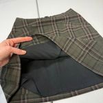 Nicole Miller  green plaid mini skirt with pockets size 4 Photo 3