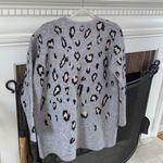 Ellen Tracy  Gray Long Sleeve Leopard Print Open Front Cardigan Size L Photo 2
