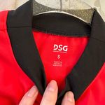 DICK'S Sporting Goods  Activewear Top Photo 1