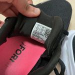 Saucony  Guide 16 Running Shoes Black Low Top Athletic Sneakers Photo 5