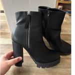 Simmi London Women's Jemma Platform Lug Sole Chunky Heeled Ankle Boot size 9 Photo 1