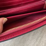 ALDO Zippy Wallet Photo 7