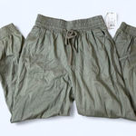 A New Day  Women's Green Khaki Trousers Photo 0