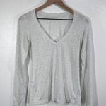Lululemon Womens Gray V-Neck Long Sleeve Top Size 6 Wundermost Nulu Yoga Shirt Photo 0